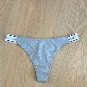 PINK Victoria's Secret Thong Panty M